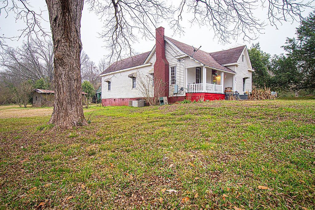 281 E Madison St Talbotton, GA 31827 - Thumbnail 3