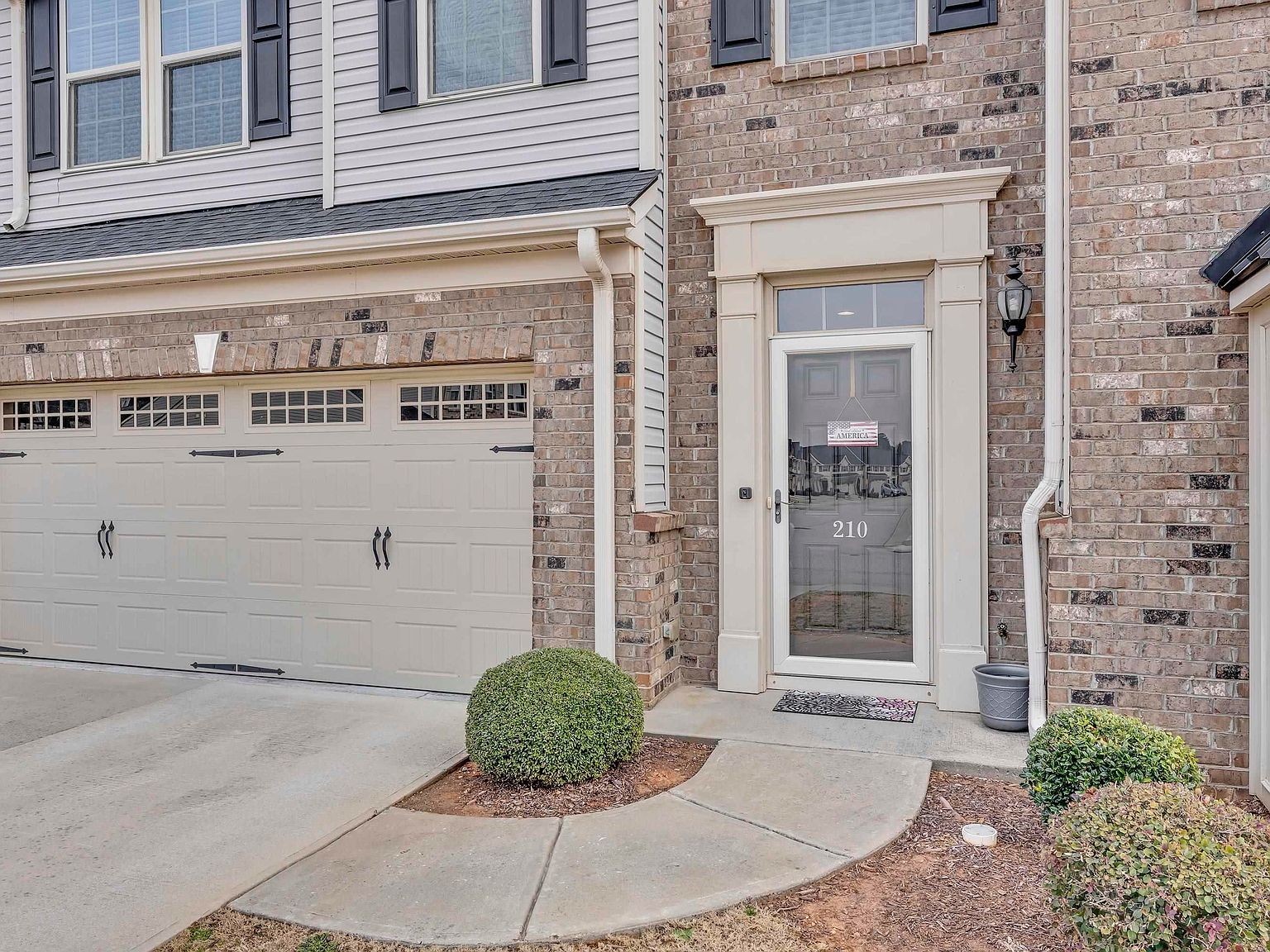 210 Alderside Pl Greer, SC 29650 - Thumbnail 3