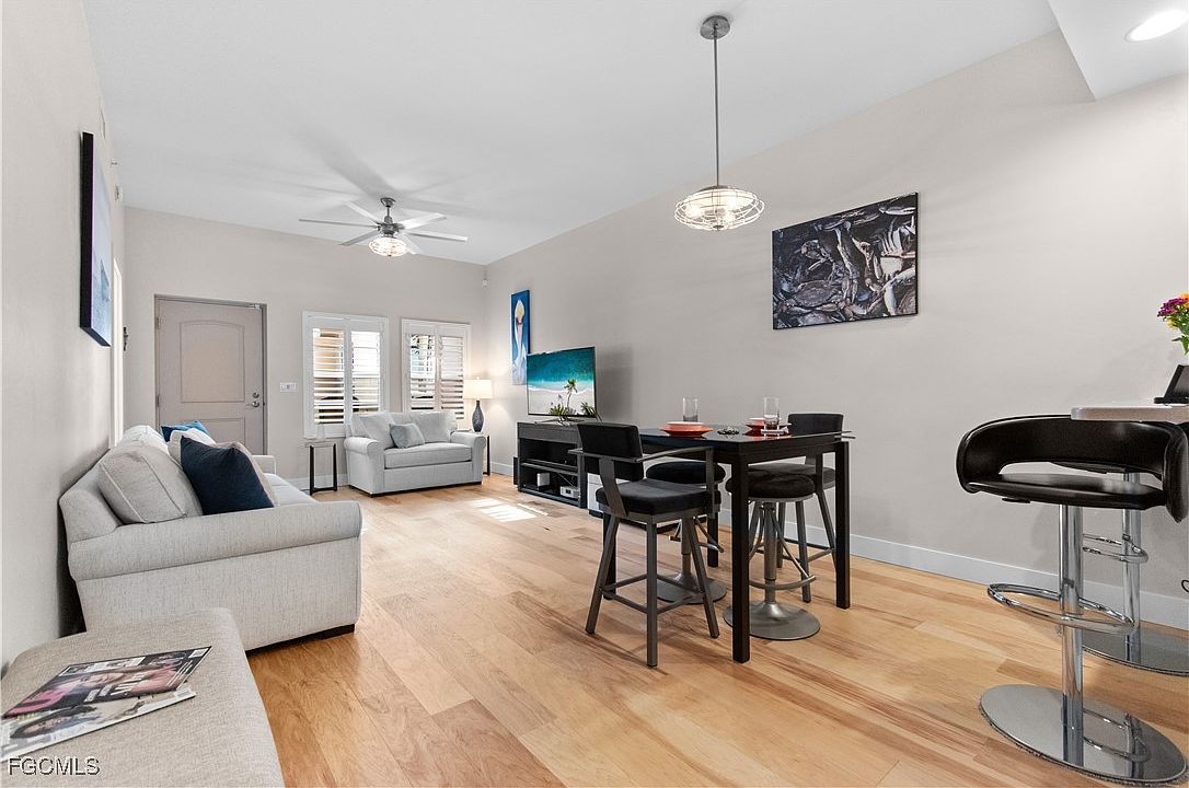 2110 W 1st St APT 101 Fort Myers, FL 33901 - Thumbnail 3