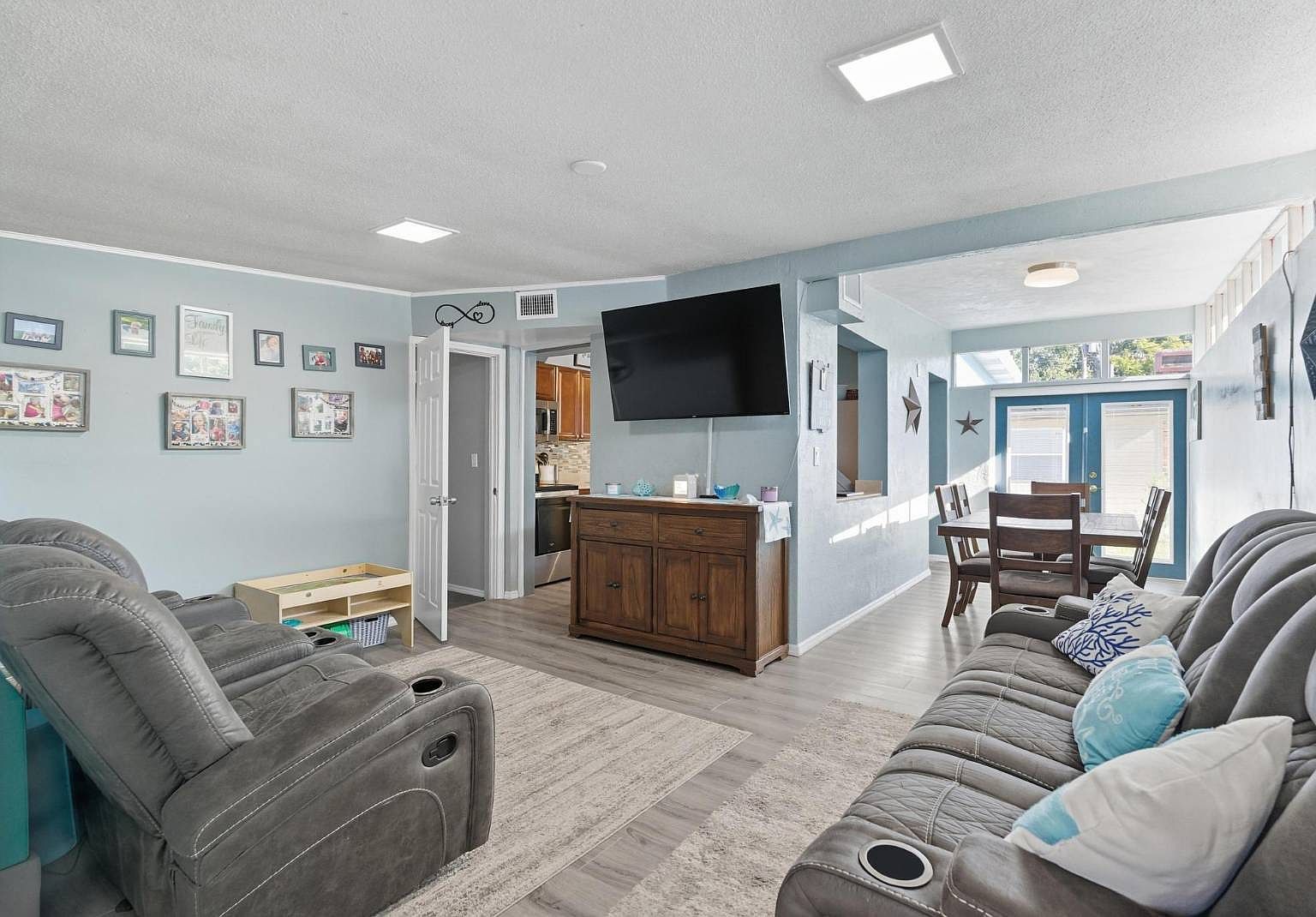 793 Greenway Pl Daytona Beach, FL 32114 - Thumbnail 3