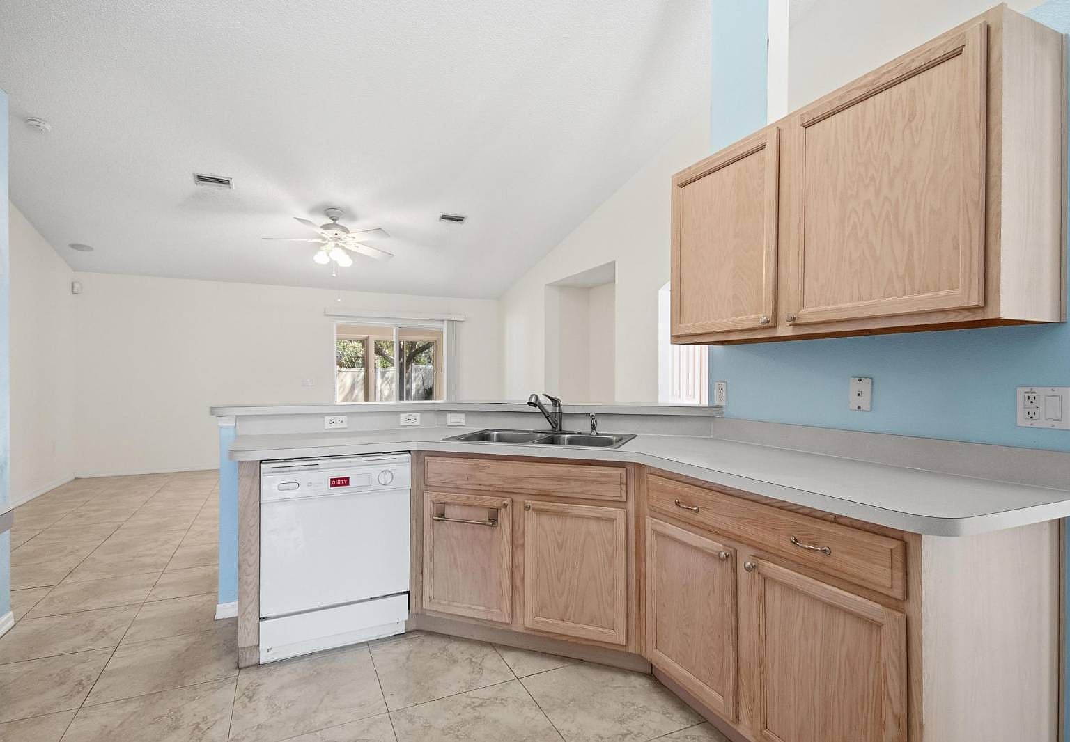 6 Ripple Pl Palm Coast, FL 32164 - Thumbnail 3