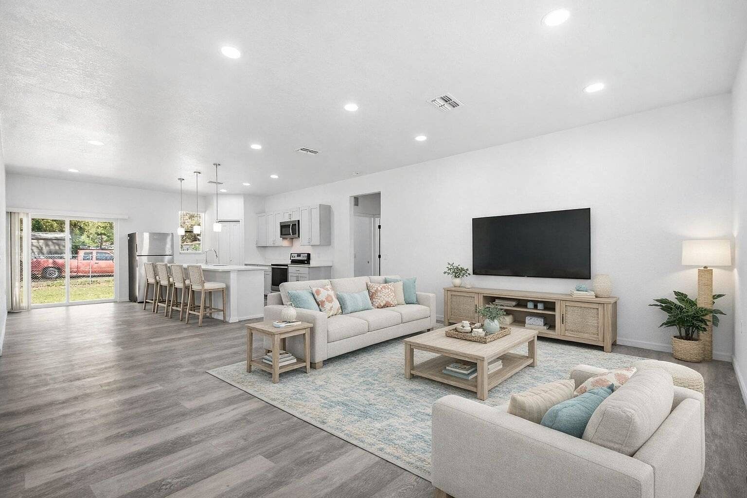 506 E Bay St Palatka, FL 32177 - Thumbnail 3