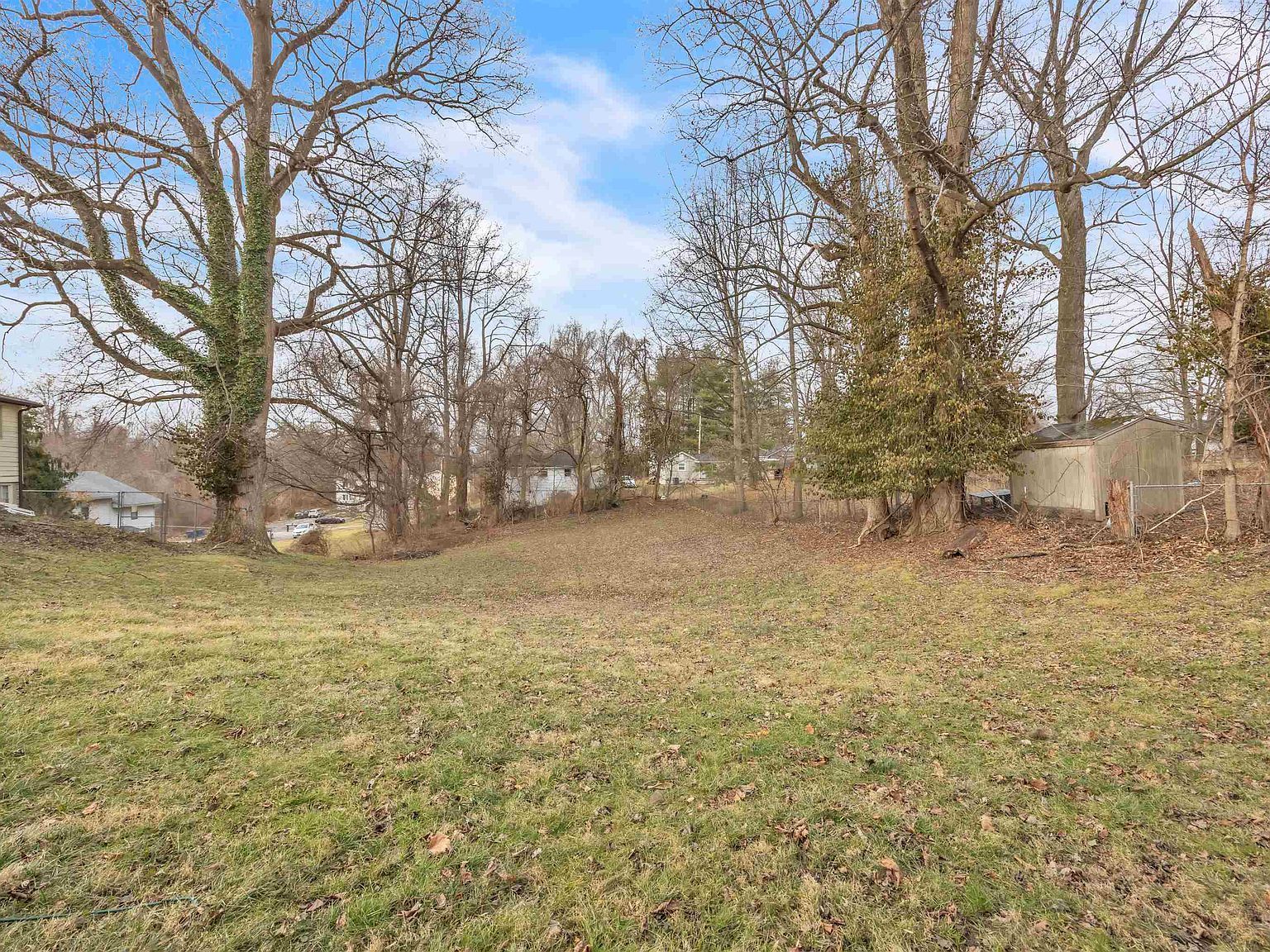 2427 Chinn St Ashland, KY 41101 - Thumbnail 3