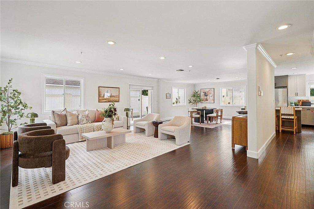 2116 Ernest Ave #B Redondo Beach, CA 90278 - Thumbnail 3