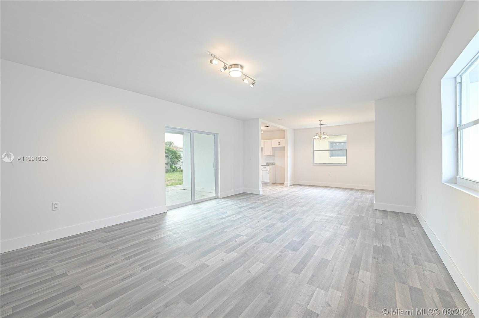 7804 Indigo Street, Miramar, FL, USA, 33023 - Thumbnail 3