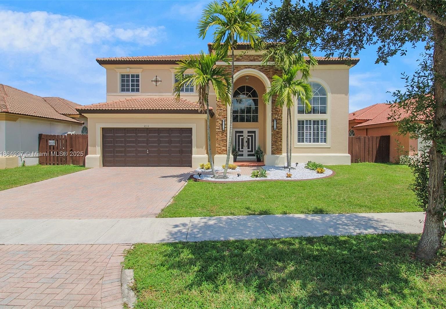 1033 NE 35th Ave Homestead, FL 33033 - Thumbnail 3