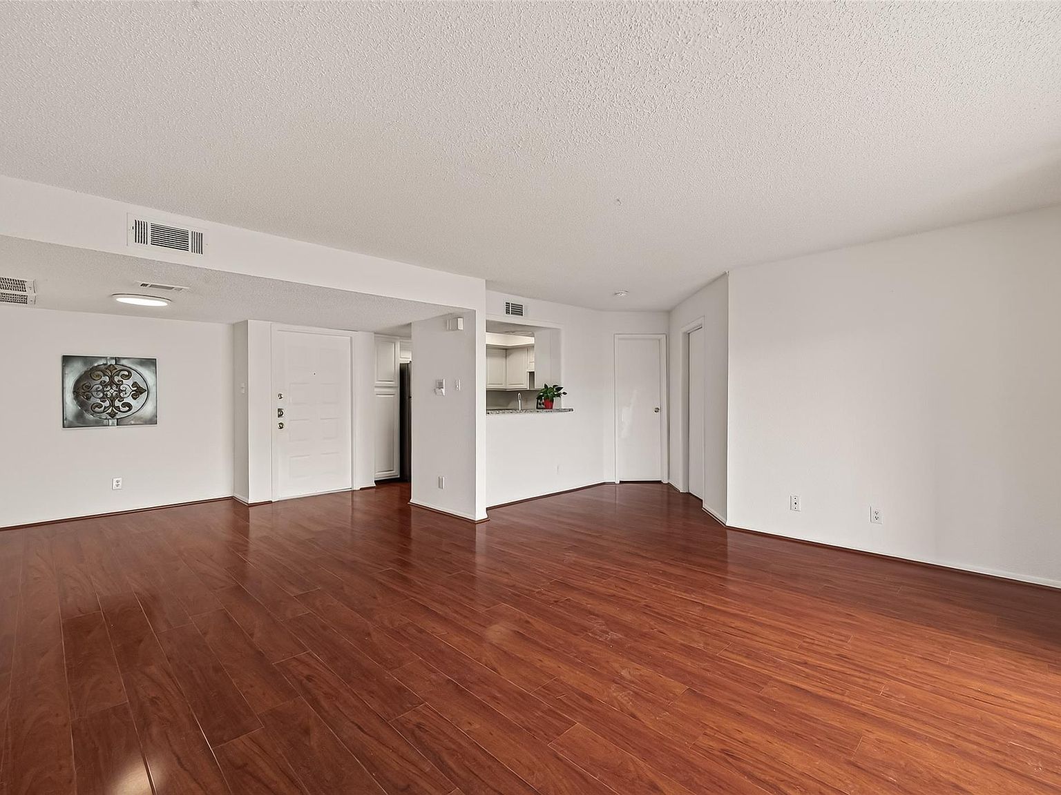 2818 S Bartell Dr APT 25 Houston, TX 77054 - Thumbnail 3