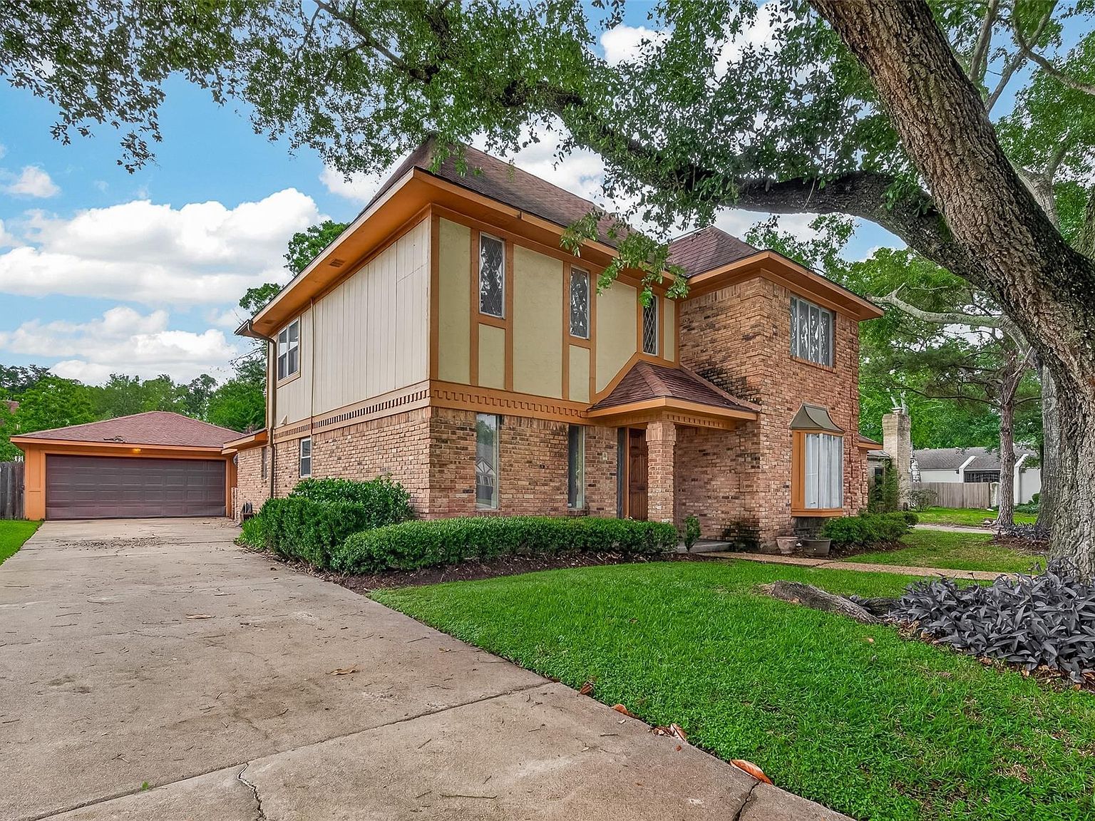 6210 Claridge Dr Houston, TX 77096 - Thumbnail 3