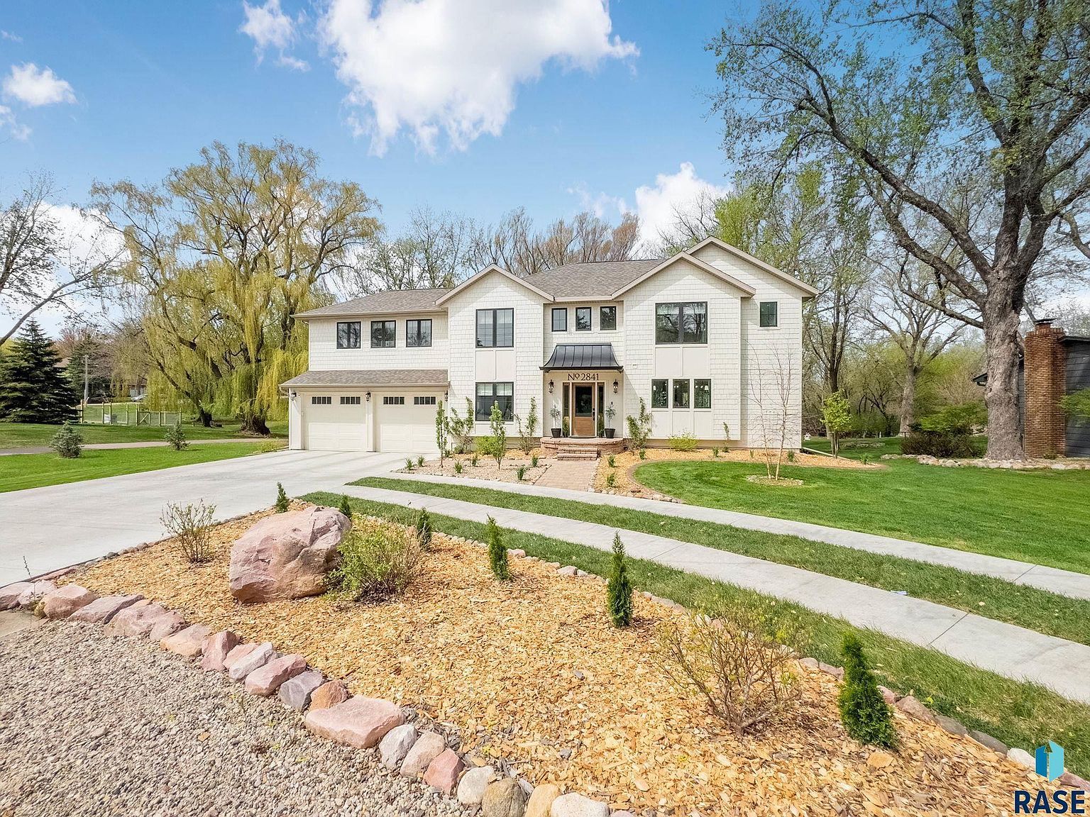 2841 E Old Orchard Trl Sioux Falls, SD 57103 - Thumbnail 3