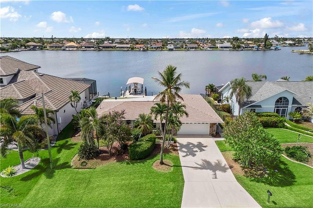 617 SW 51st Ter Cape Coral, FL 33914 - Thumbnail 3