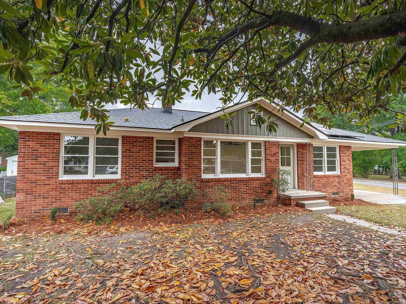 1462 Dahlia Rd Columbia, SC 29205 - Thumbnail 3