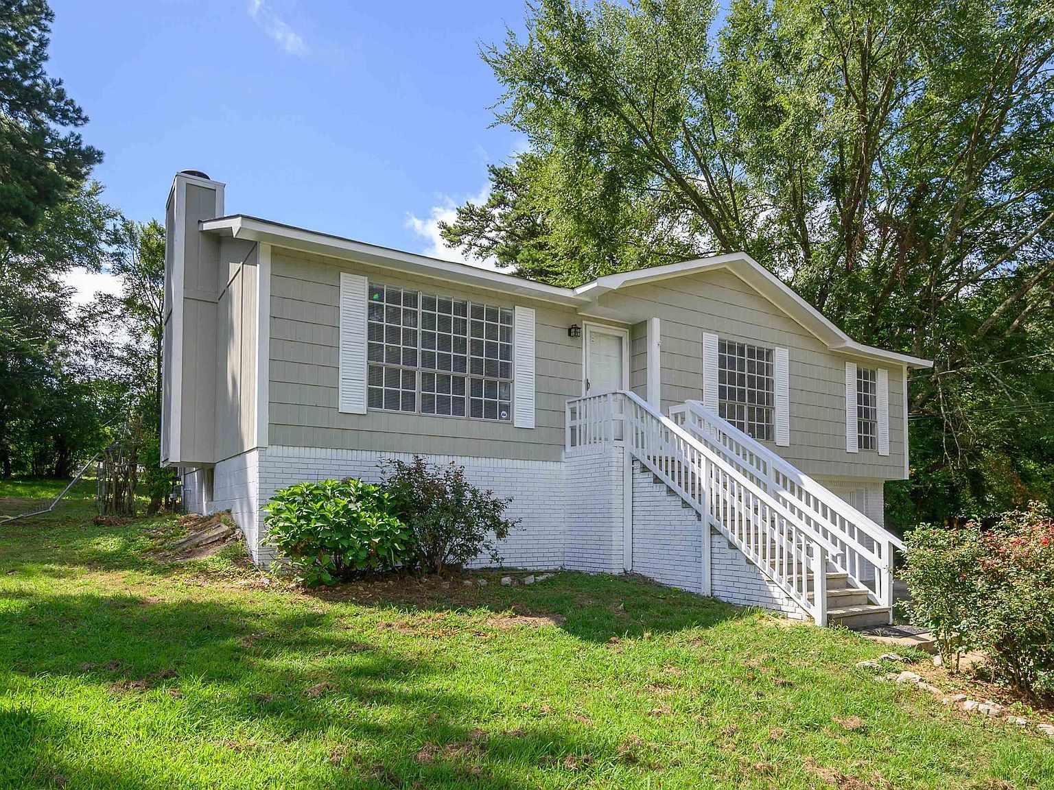 5901 Northwood Dr Pinson, AL 35126 - Thumbnail 3