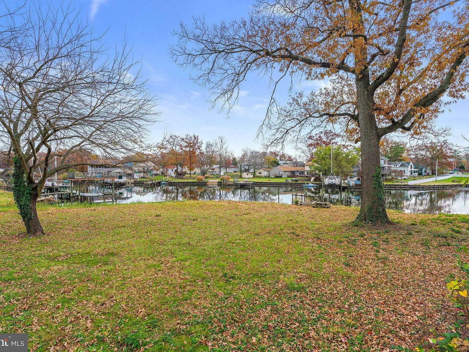 2636 Haddaway Rd Baltimore, MD 21219 - Thumbnail 3