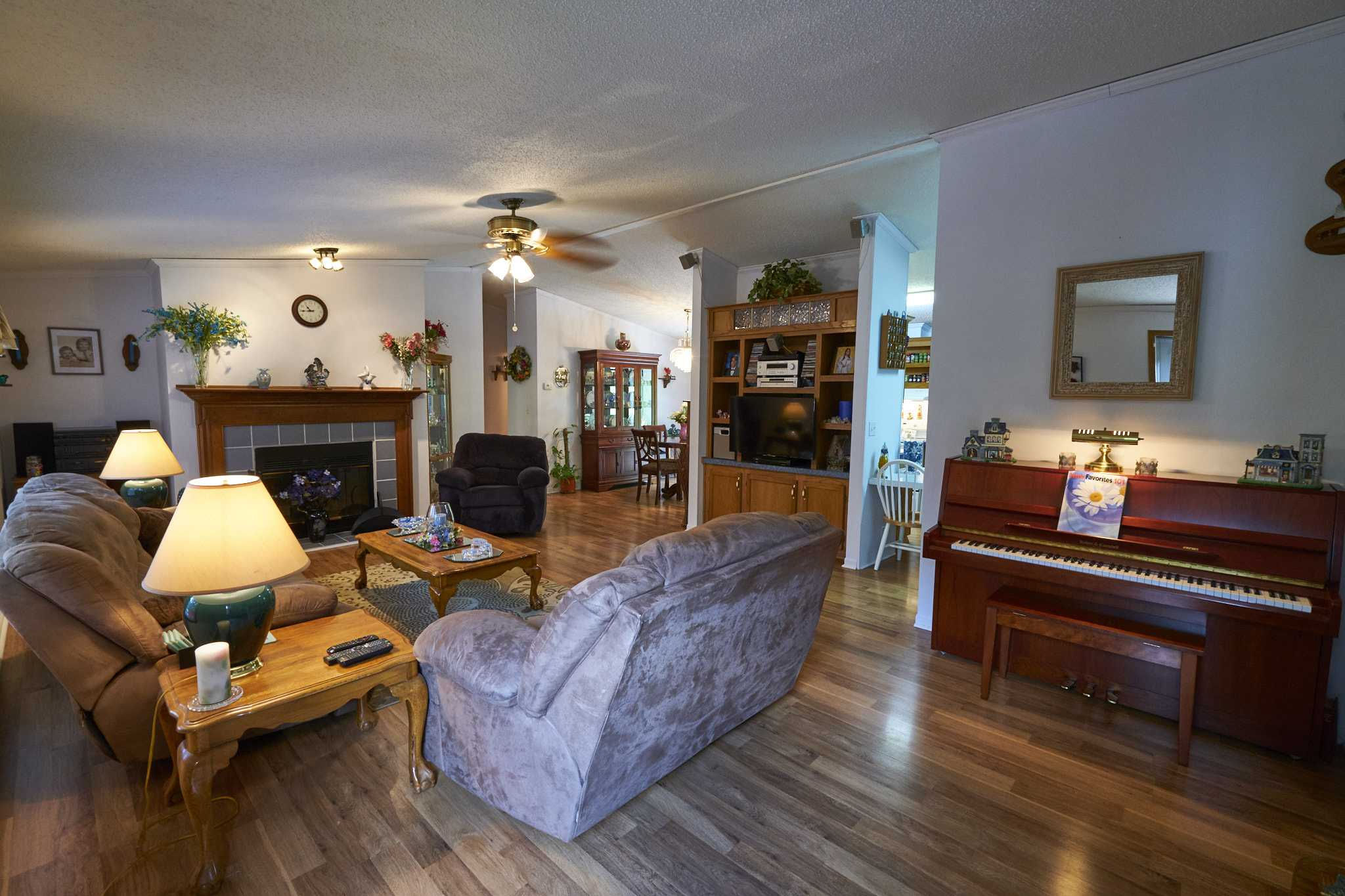 1510 Creek Side Drive, Sevierville, TN, USA, 37876  | Mobile Home