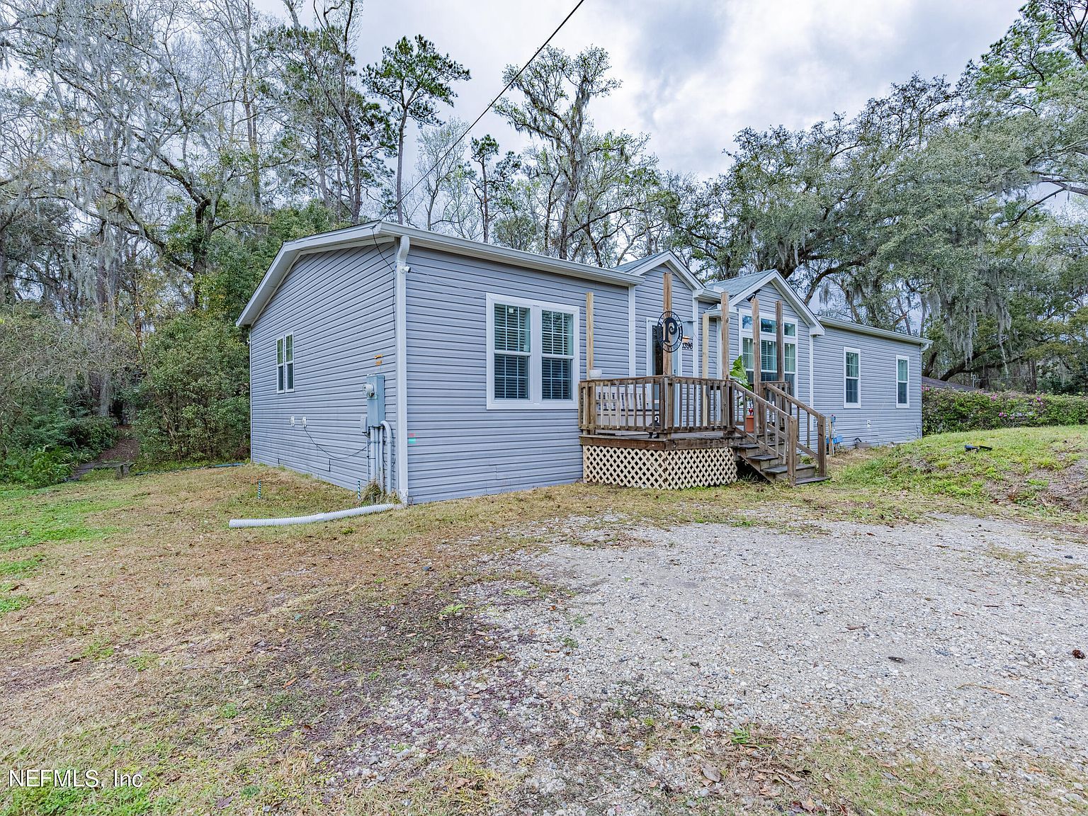 1396 Delmar St Jacksonville, FL 32205 - Thumbnail 3