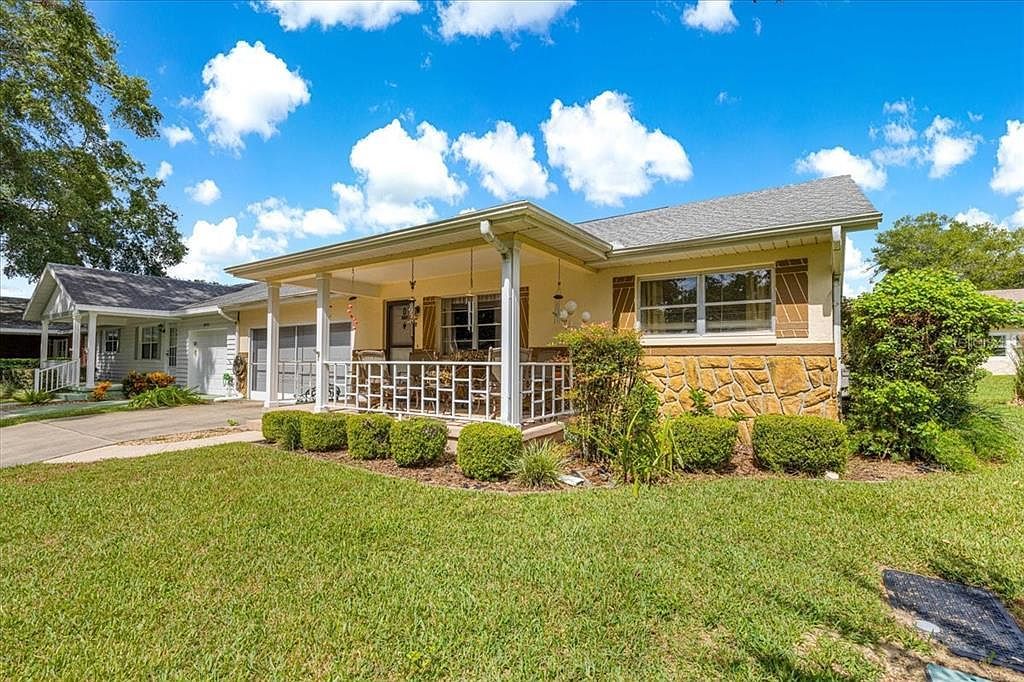 8873 SW 95th St Unit D Ocala, FL 34481 - Thumbnail 3