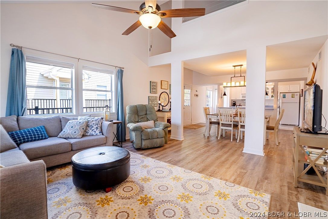 6005 Baydy Peak Rd UNIT 306 Osage Beach, MO 65065 - Thumbnail 3