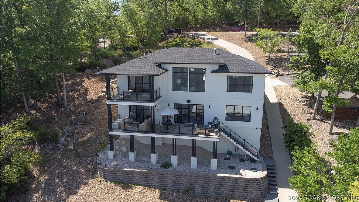 809 Sweetwater Dr Four Seasons, MO 65049 - Thumbnail 3