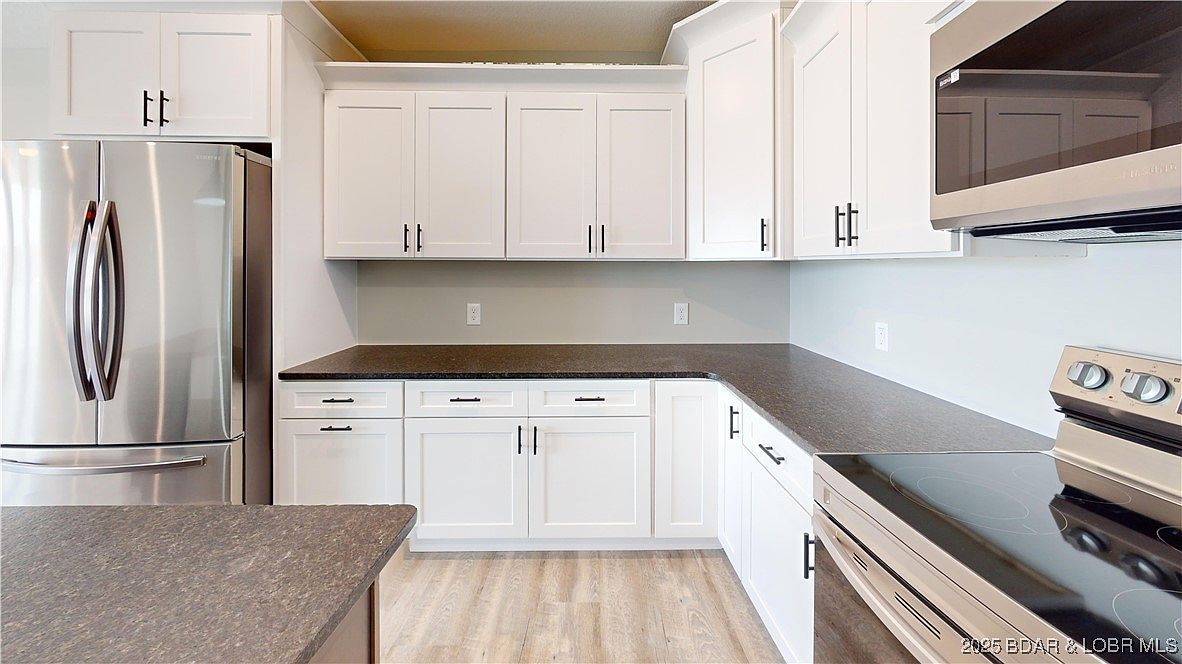 104 Sierra Bay Dr #2C Camdenton, MO 65020 - Thumbnail 3