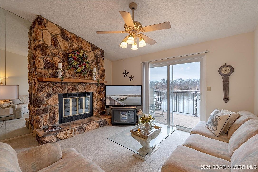 5499 Three Seasons Rd #B6 Osage Beach, MO 65065 - Thumbnail 3