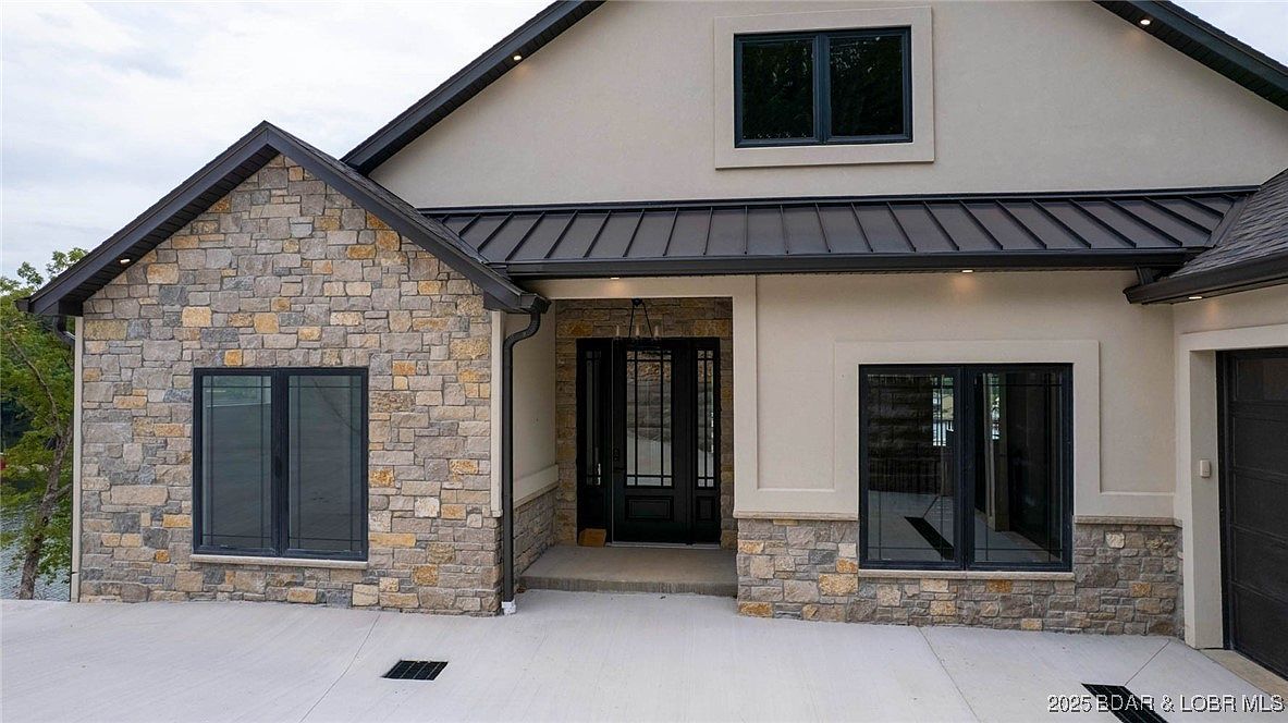 257 Beachnut Dr Sunrise Beach, MO 65079 - Thumbnail 3