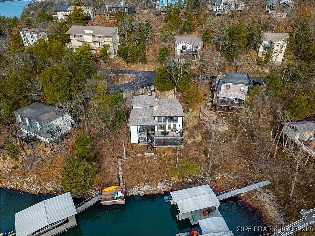 16 Shelter Cv Osage Beach, MO 65065 - Thumbnail 3