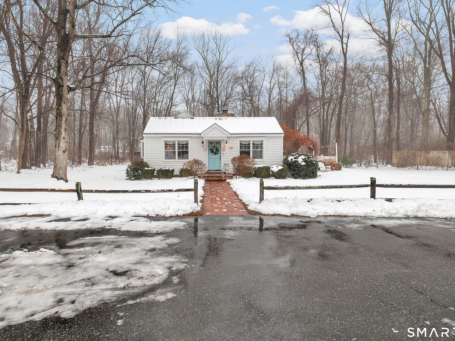 60 Clinton Ave Westport, CT 06880 - Thumbnail 3