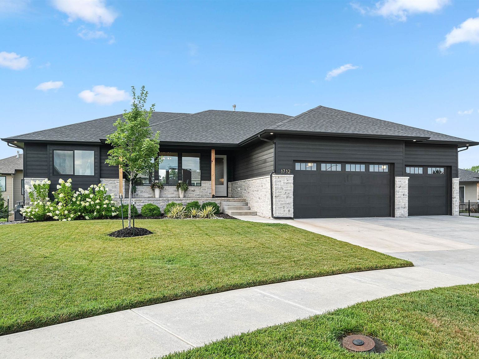 1712 Summerchase Pl Derby, KS 67037 - Thumbnail 3