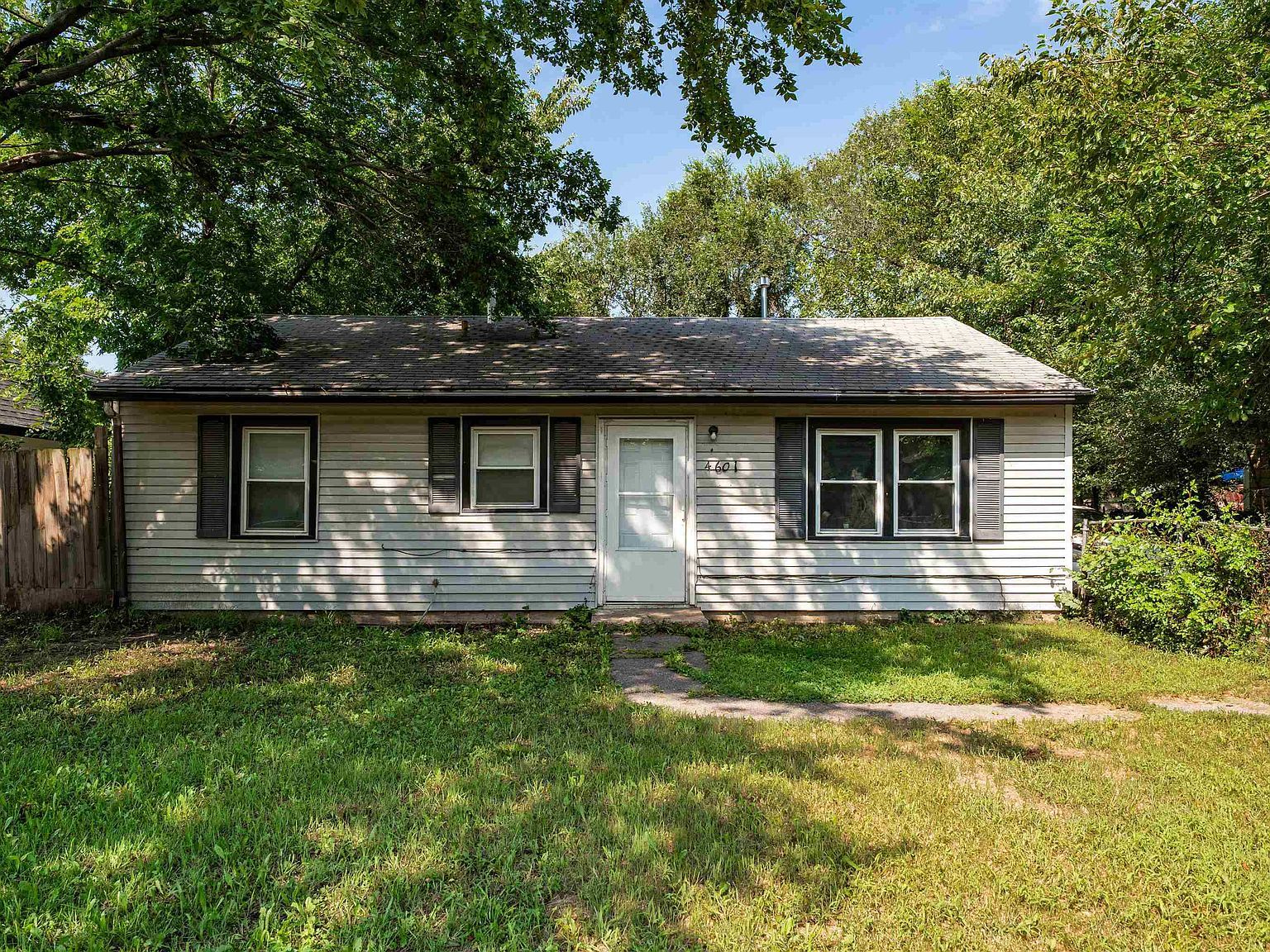 4601 S Brookhaven St Wichita, KS 67216 - Thumbnail 3