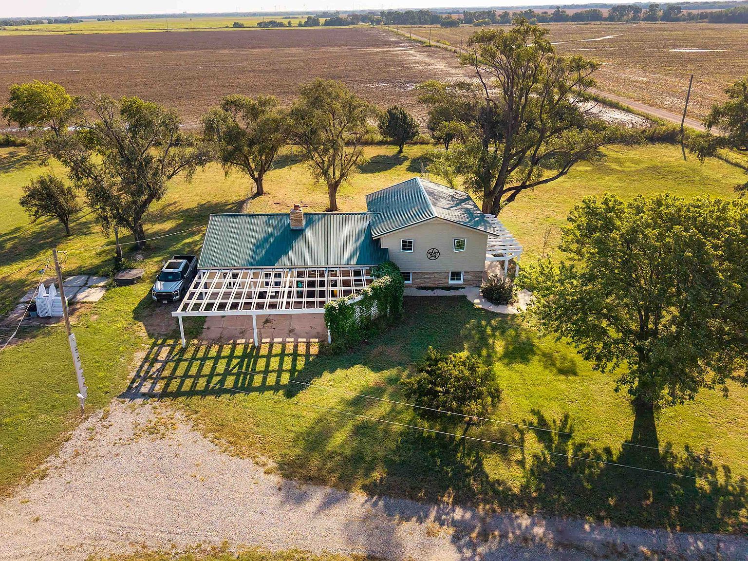 138 W 100th St S Wellington, KS 67152 - Thumbnail 3