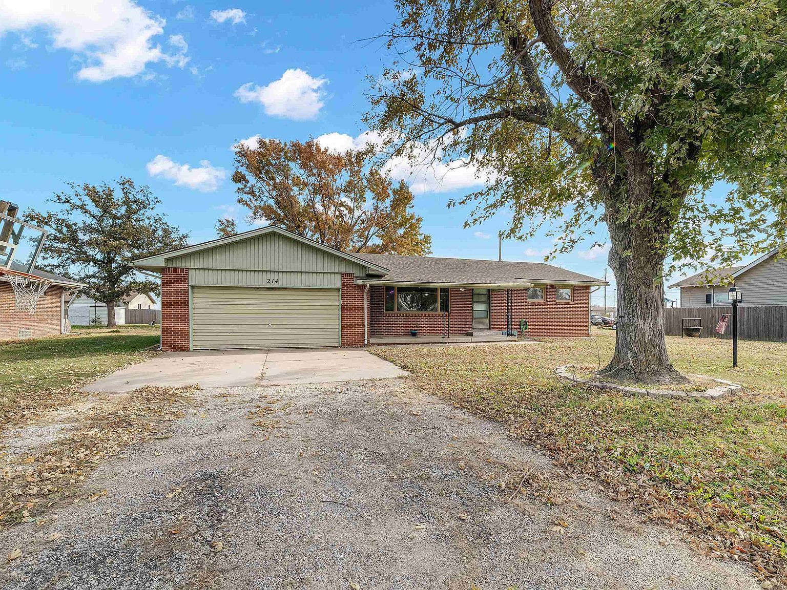 214 N Sedgwick Ave Burrton, KS 67020 - Thumbnail 3