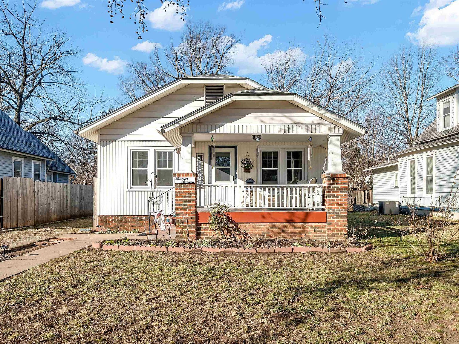 1319 John St Winfield, KS 67156 - Thumbnail 3