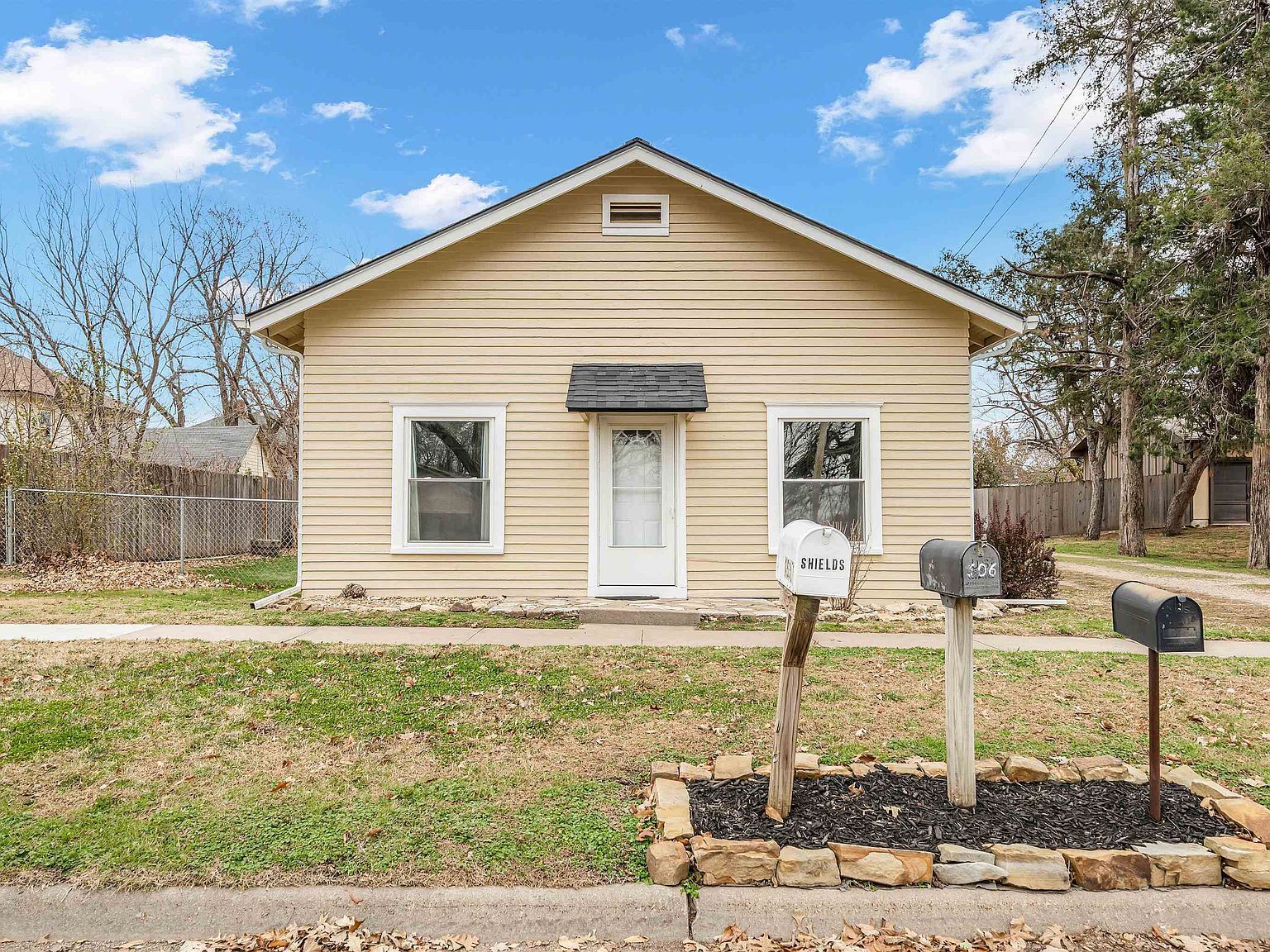 506 N Madison Ave Sedgwick, KS 67135 - Thumbnail 3