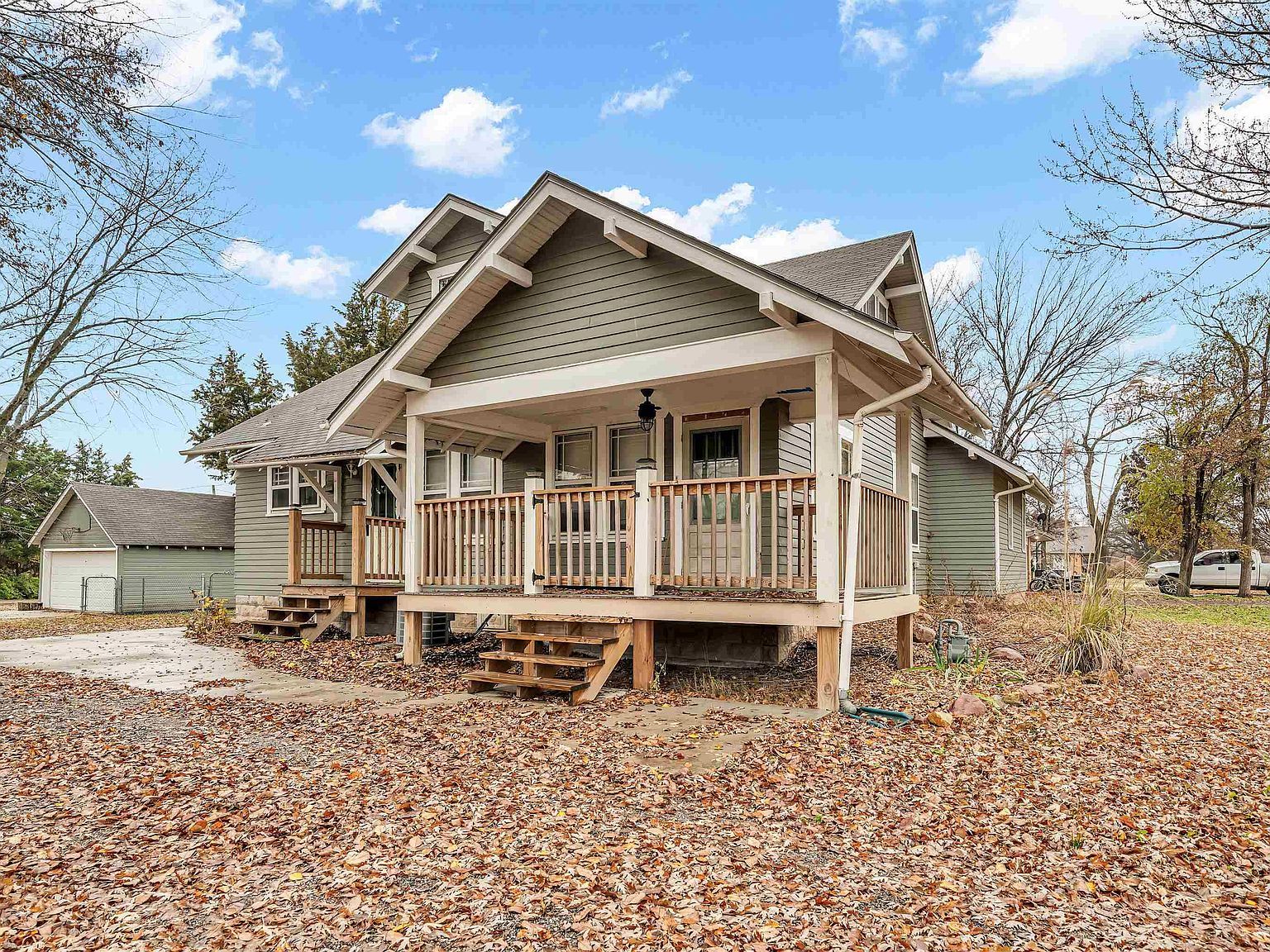 1125 E Broadway St Newton, KS 67114 - Thumbnail 3