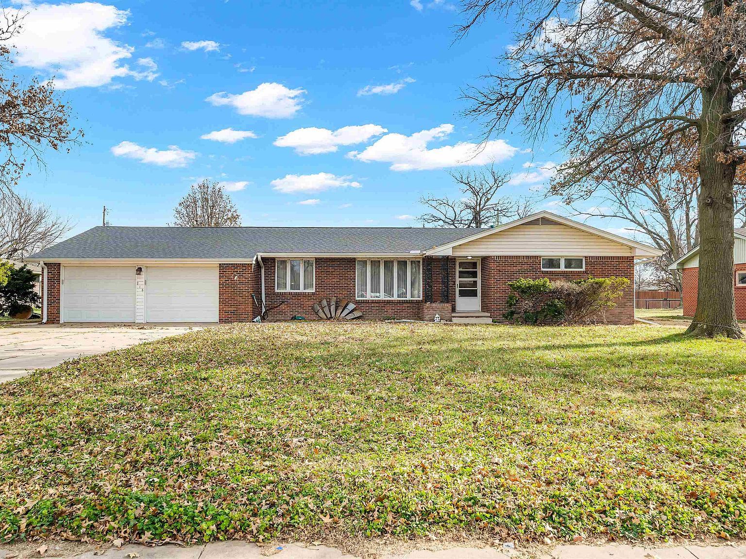 216 N Sedgwick Ave Burrton, KS 67020 - Thumbnail 3