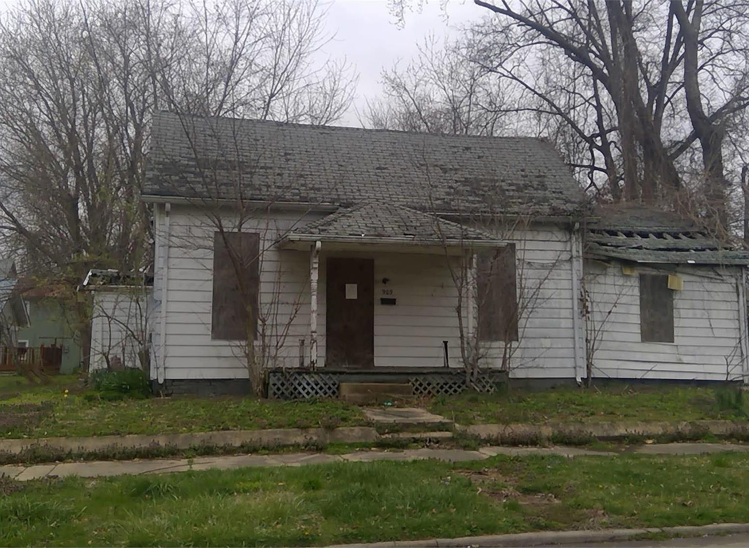 909 N Hart St Princeton, IN 47670 - Thumbnail 3