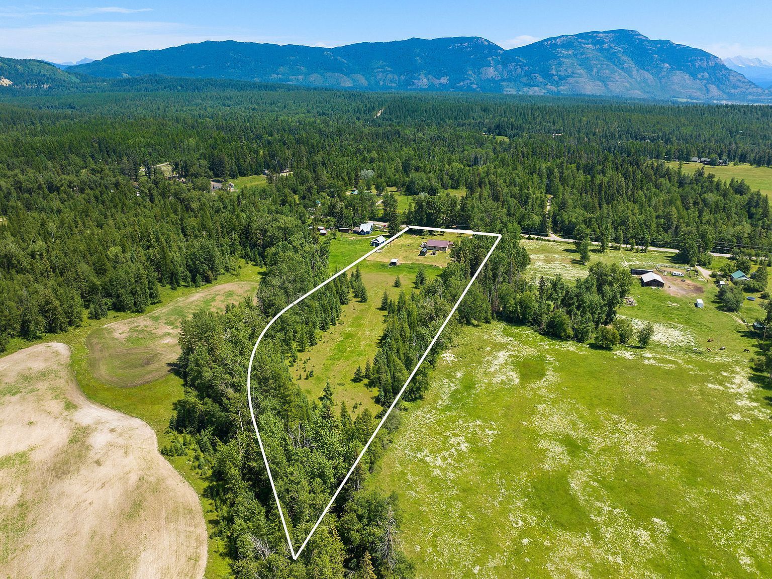 2300 Witty Ln Columbia Falls, MT 59912 - Thumbnail 3