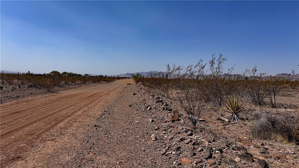 0 N Dilkon Rd Golden Valley, AZ 86413 - Thumbnail 3