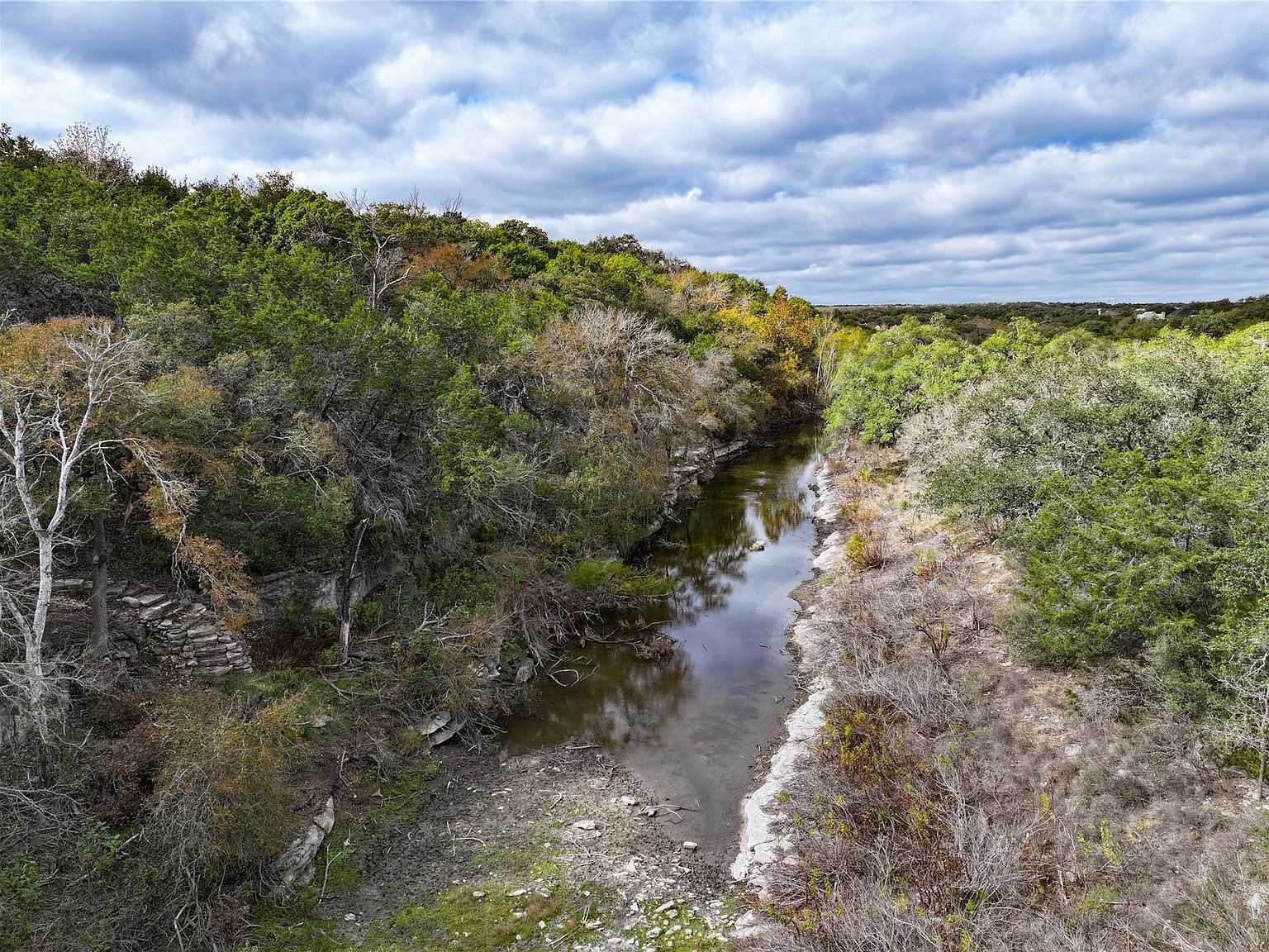 147 Zinnia Ct Driftwood, TX 78619 - Thumbnail 3