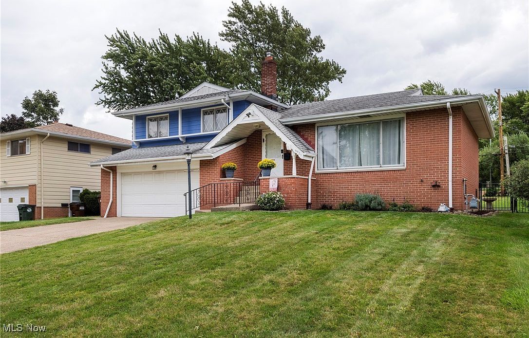 6921 Hollywood Dr Parma, OH 44129 - Thumbnail 3