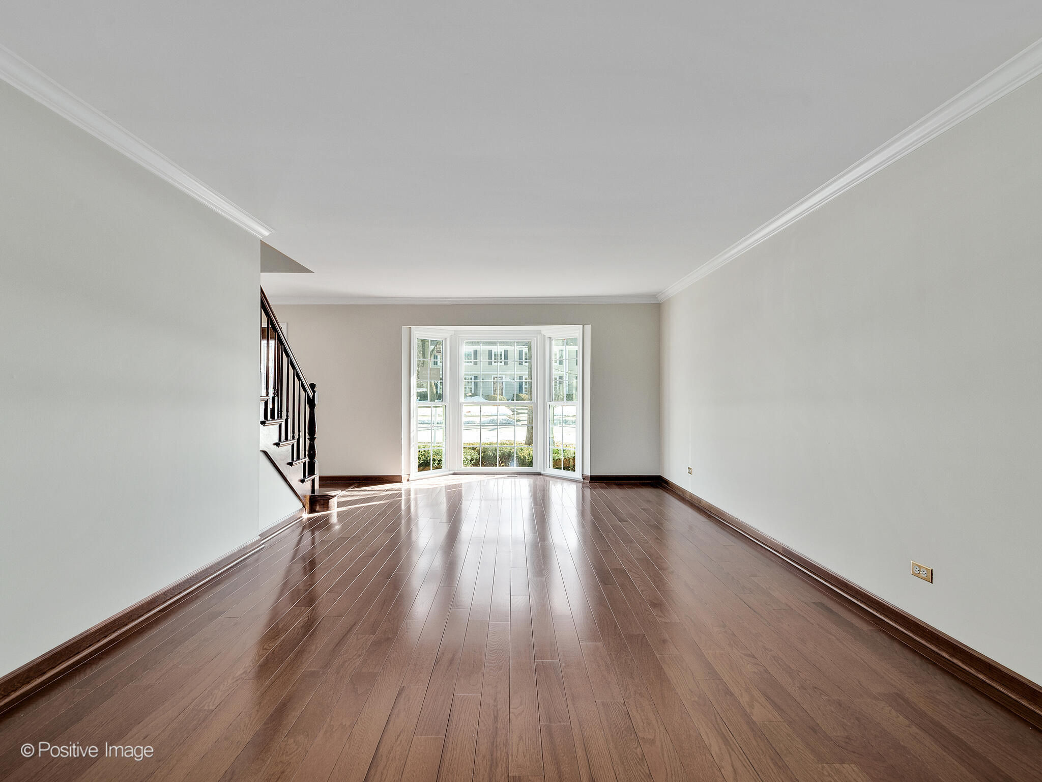 466 Hevern Drive, Wheaton, IL, USA, 60189 - Thumbnail 3