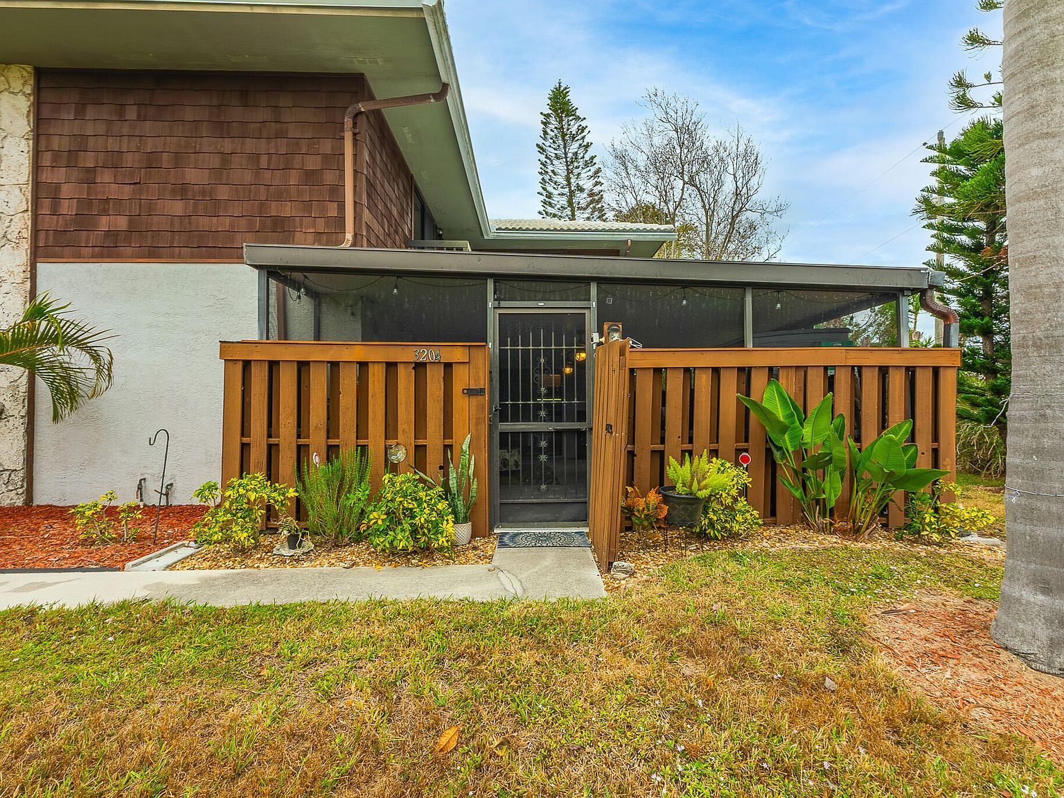 3204 SE Guenevere Ln Port Saint Lucie, FL 34952 - Thumbnail 3