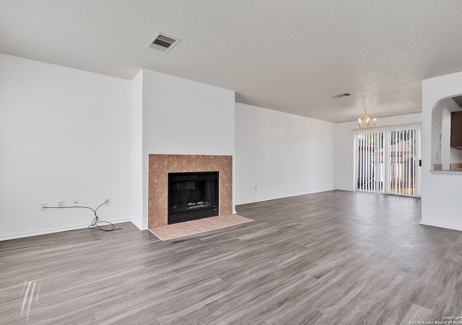 8807 Staghorn Ml Converse, TX 78109 - Thumbnail 3