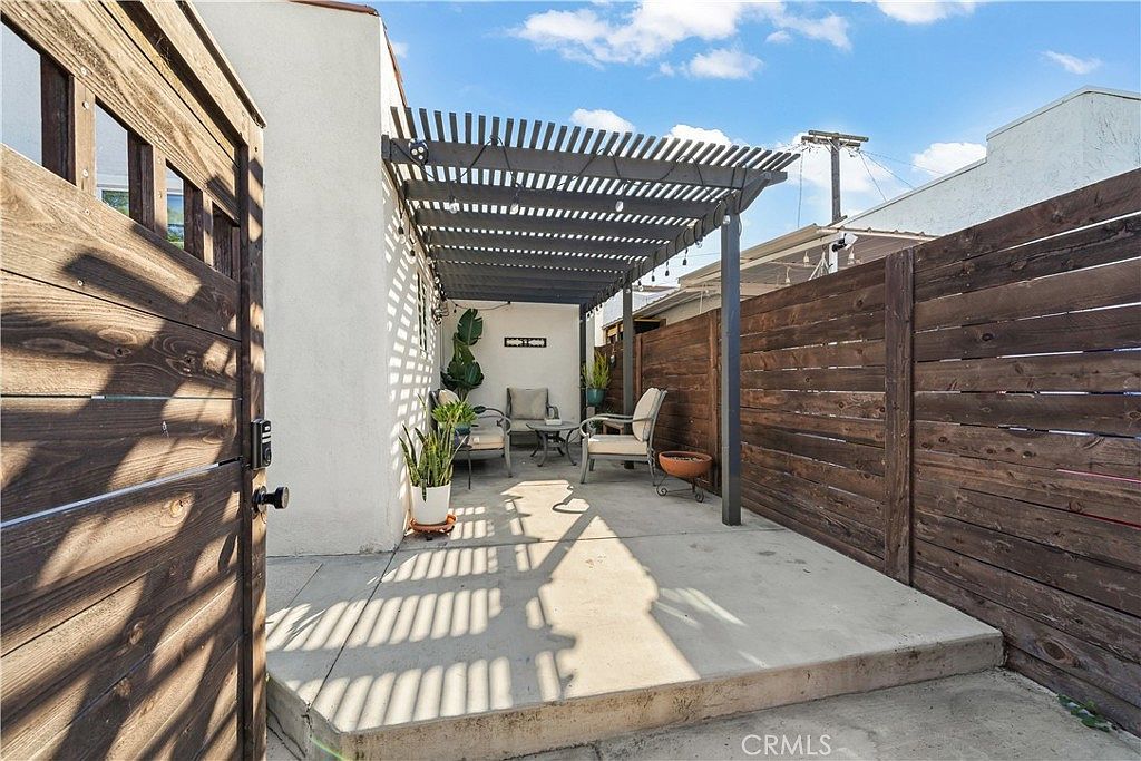 2324 E 14th St Long Beach, CA 90804 - Thumbnail 3