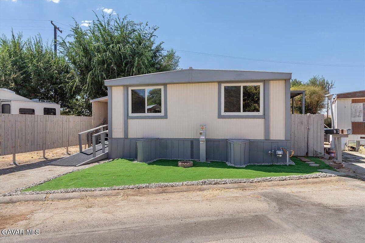 333 S Dennison Rd SPACE 24 Tehachapi, CA 93561 - Thumbnail 3