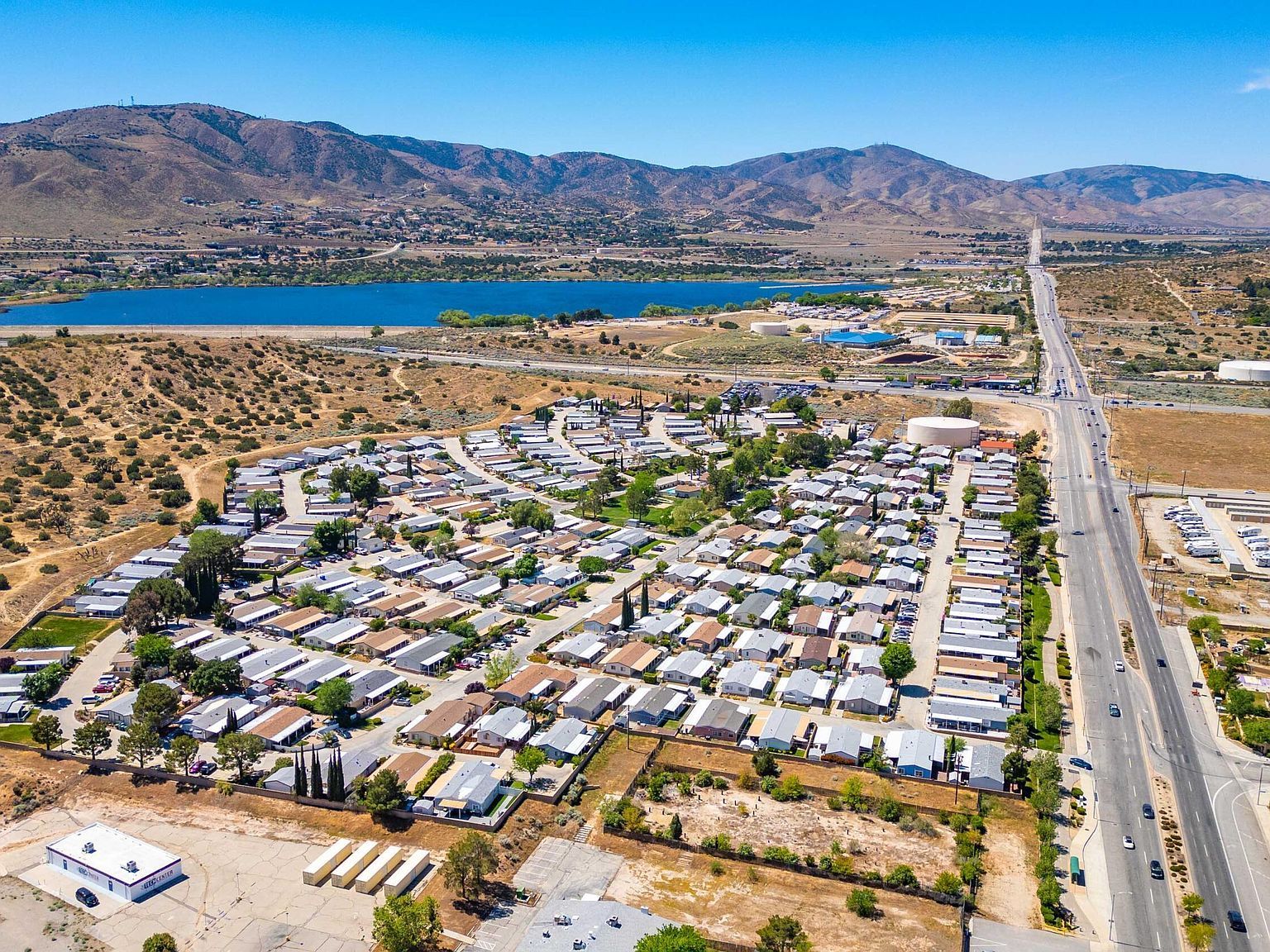 1030 E Ave S Space 115 Palmdale, CA 93550 - Thumbnail 3