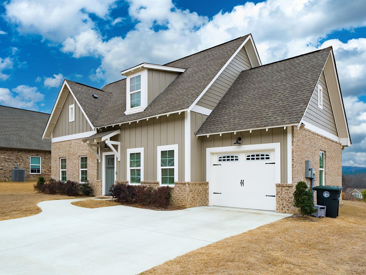 1027 Sydney Park Birmingham, AL 35211 - Thumbnail 3