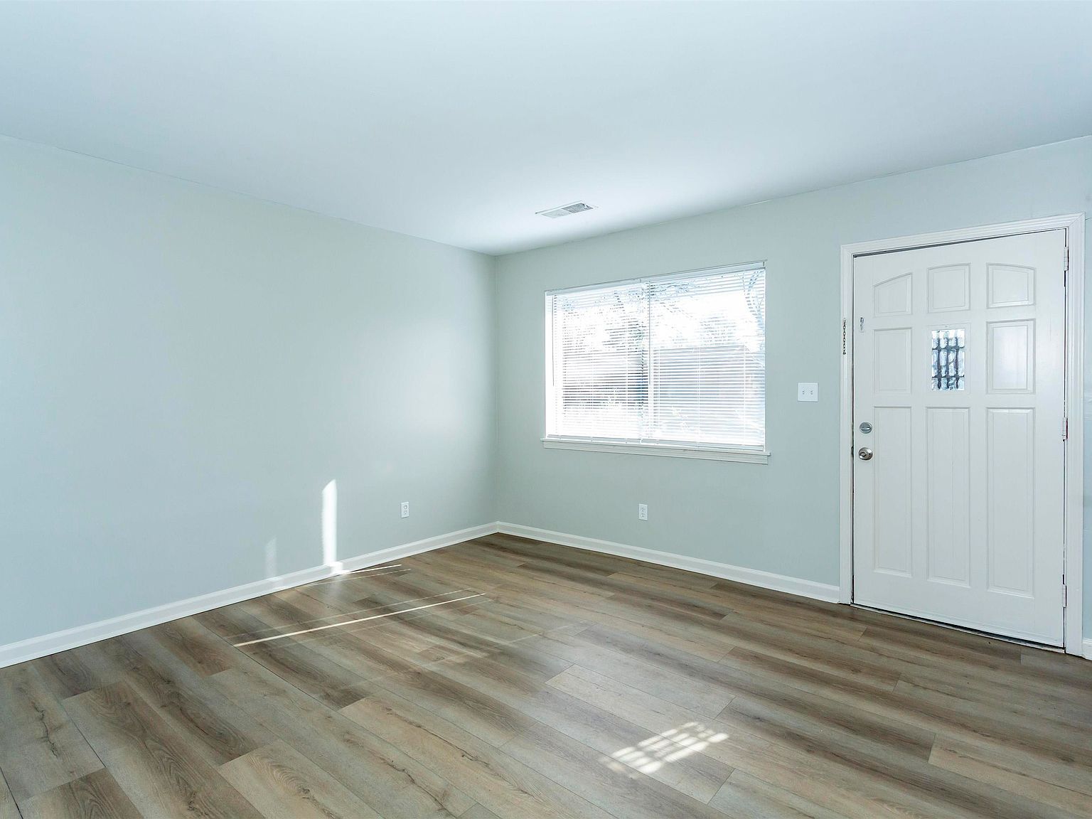 3212 Lee Ct SW Birmingham, AL 35221 - Thumbnail 3