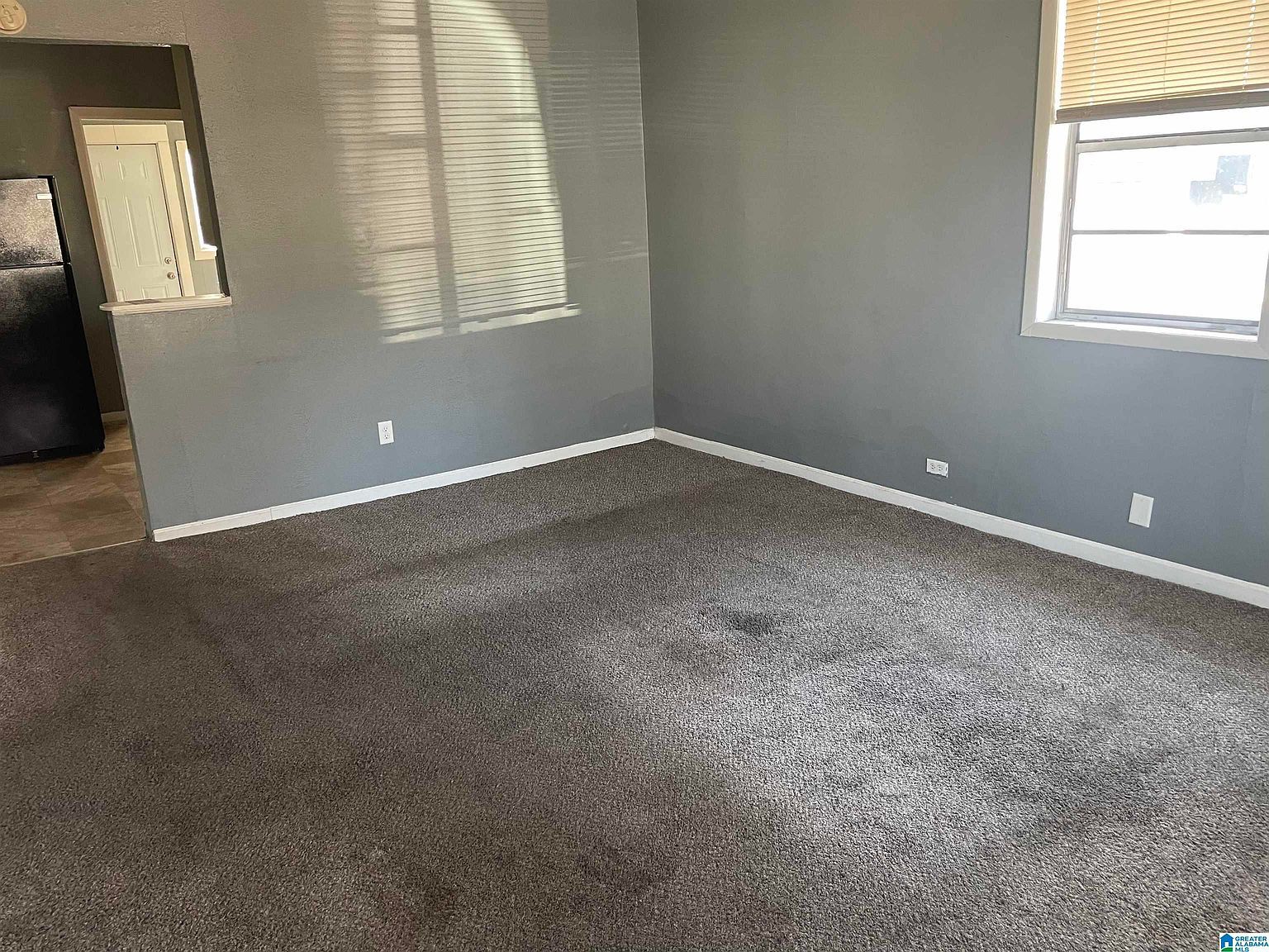 109 62nd St Fairfield, AL 35064 - Thumbnail 3