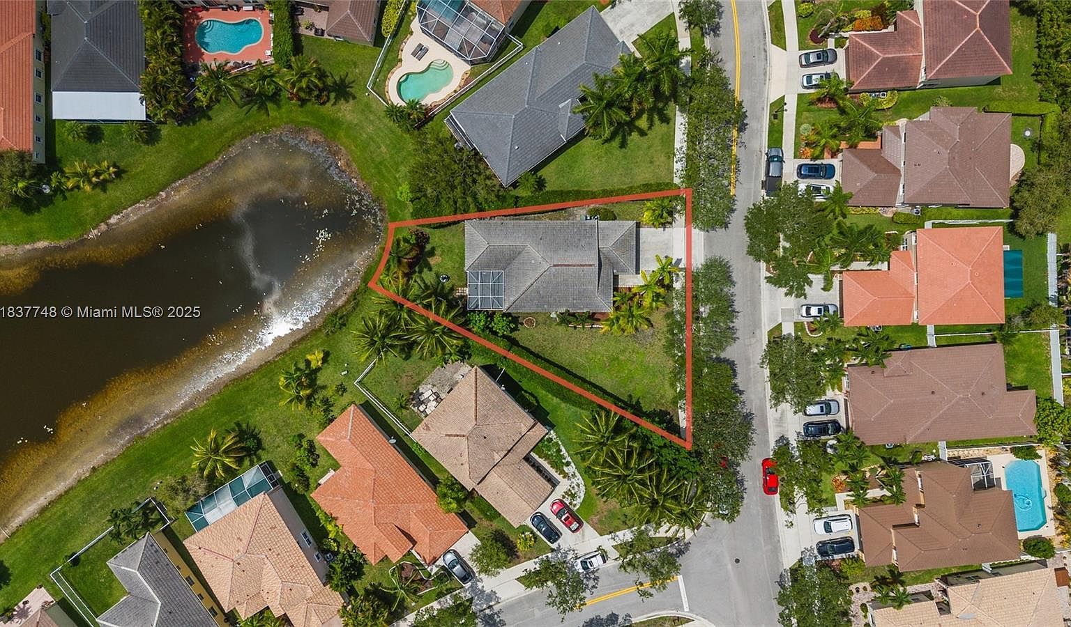 649 Willow Bend Rd Weston, FL 33327 - Thumbnail 3